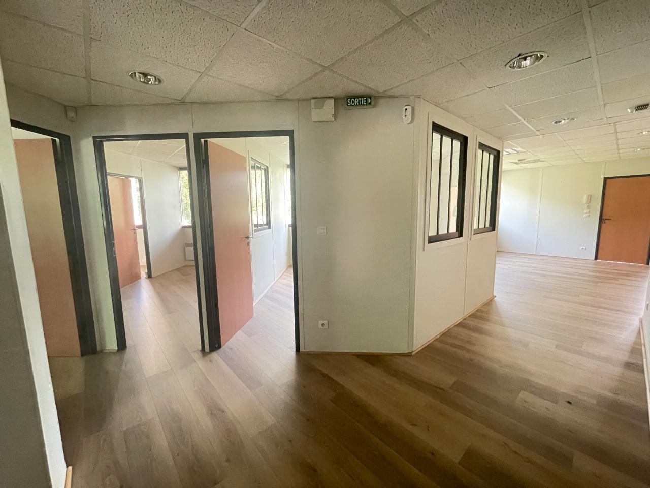 Bureau Rennes 263m² Location bureau Rennes Ille-et-Vilaine OLBUR2419906 1